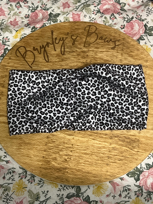 black leopard mom wrap