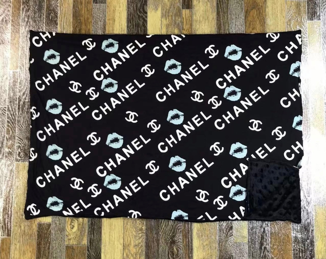 Boujee bamboo preorder- blankets